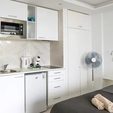 Homely, Fully-equipped Studio Near The Ocean, 417 * Playa Feñabe