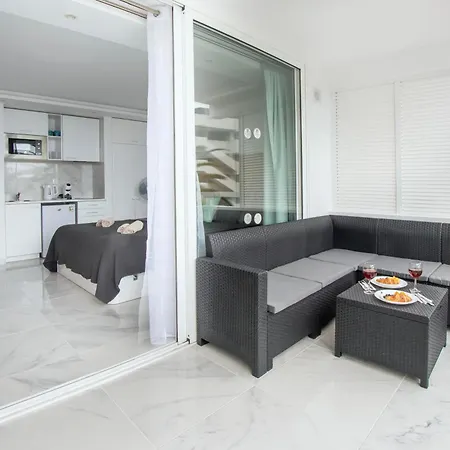 Homely, Fully-equipped Studio Near The Ocean, 417 Apartmán