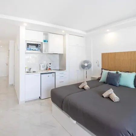 Homely, Fully-equipped Studio Near The Ocean, 417 Playa Feñabe